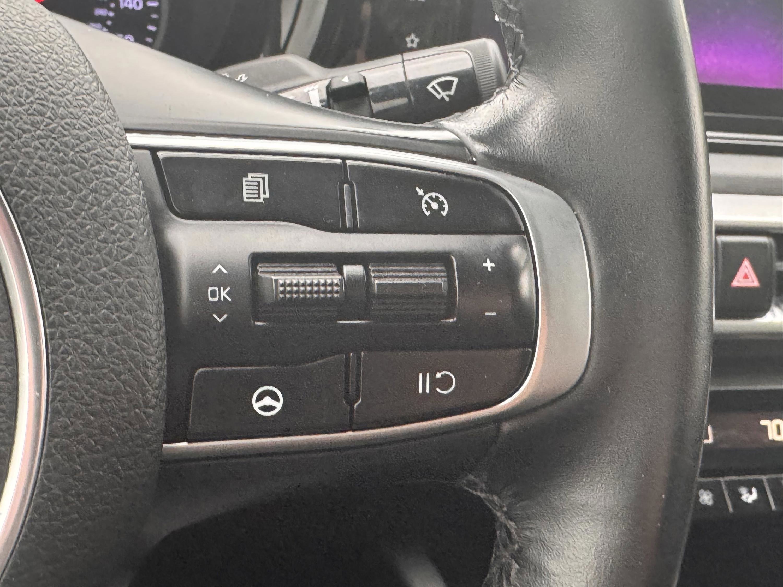 Used 2022 Kia K5 GT-Line FWD image 22