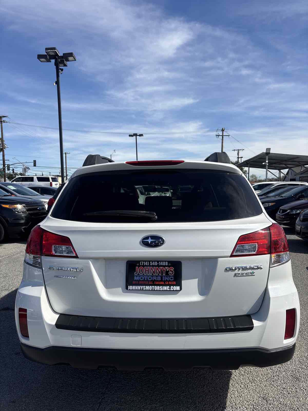 Used 2012 Subaru Outback 2.5i Premium w/ All-Weather Pkg image 3