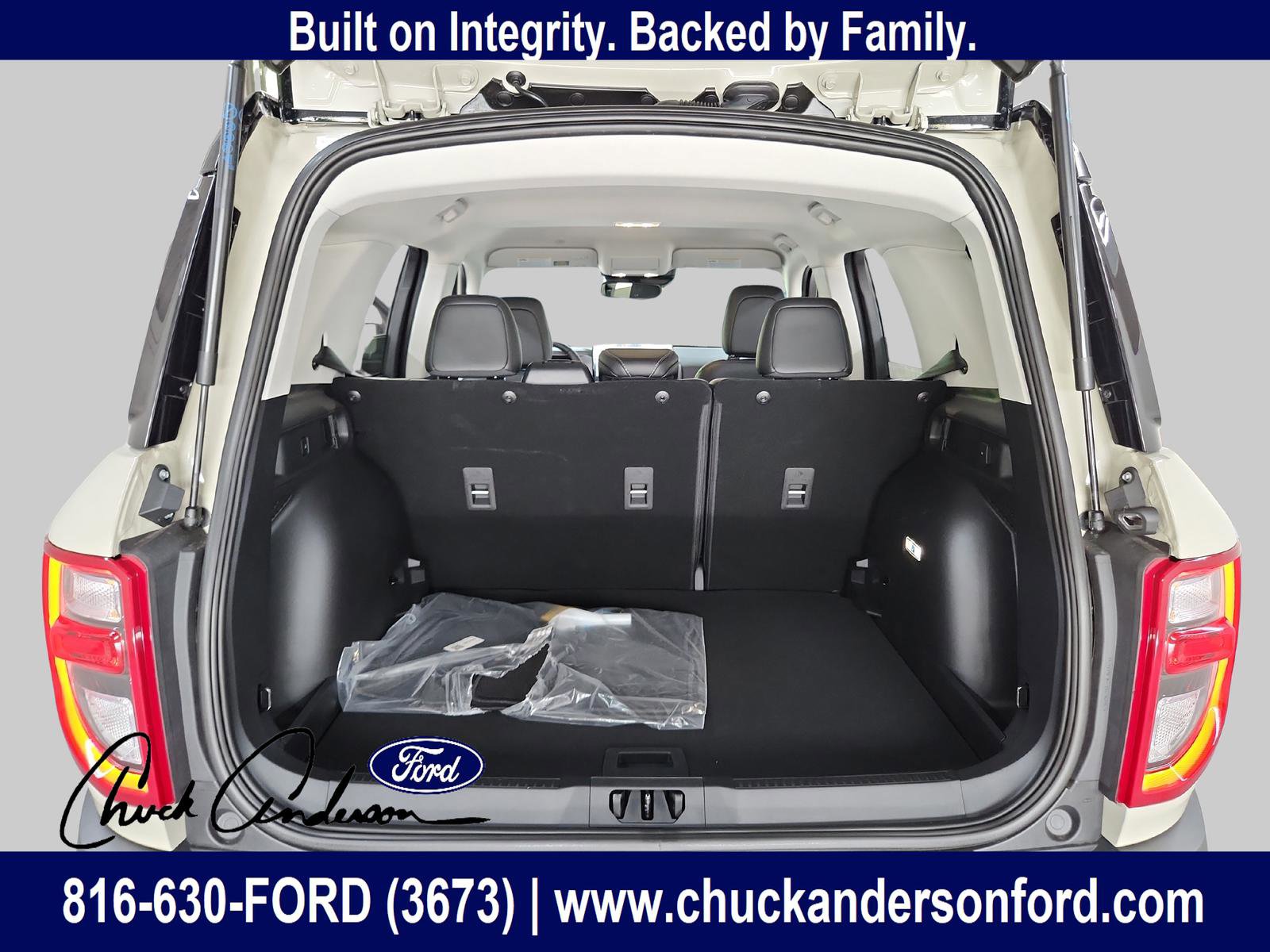 New 2025 Ford Bronco Sport Outer Banks w/ Outer Banks Tech Package+ image 12