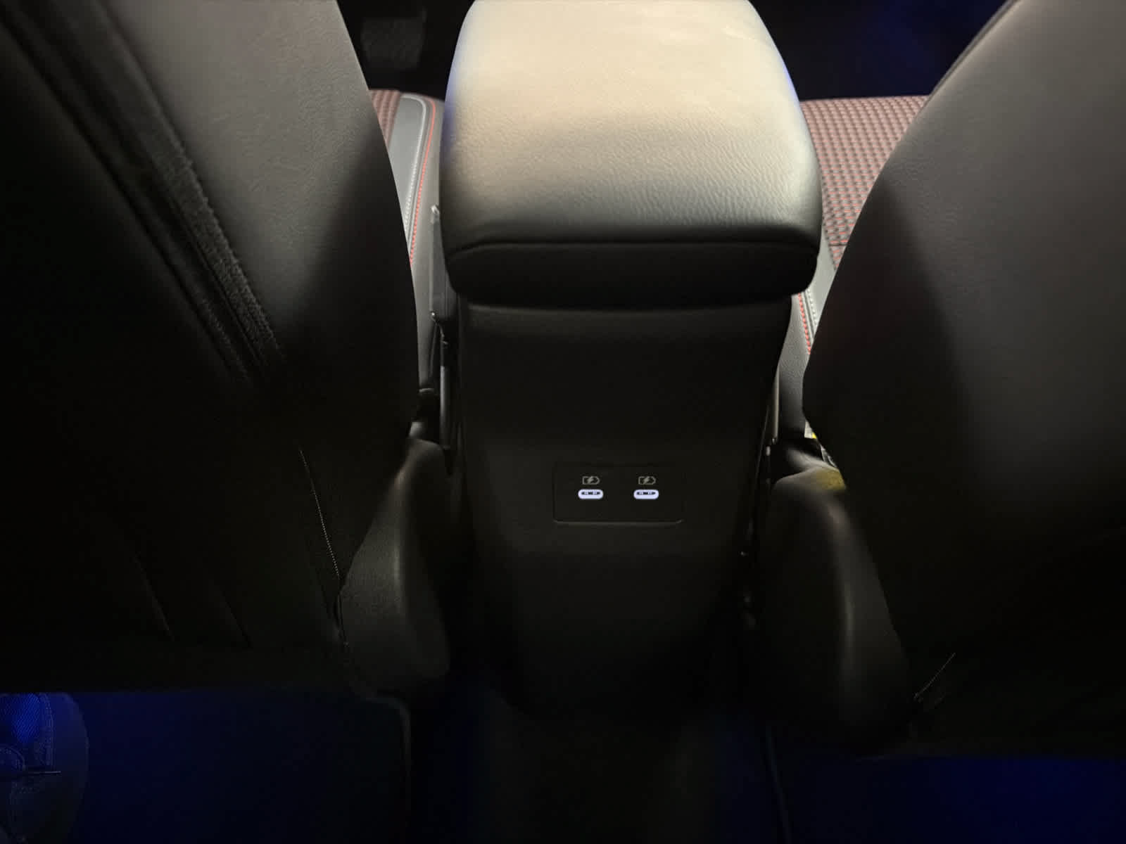 New 2026 Nissan Kicks SR w/ Interior Electronics Package FWD image 21