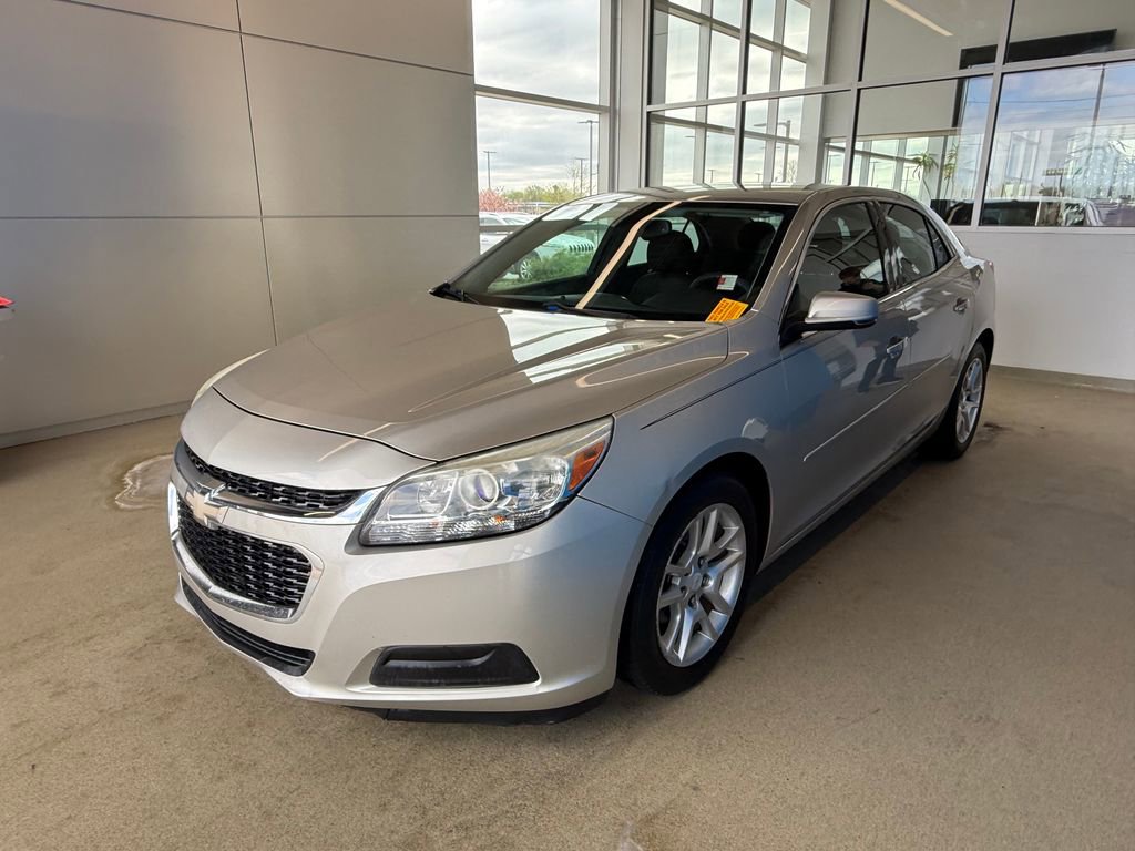 Used 2014 Chevrolet Malibu LT w/ Power Convenience Package image 4