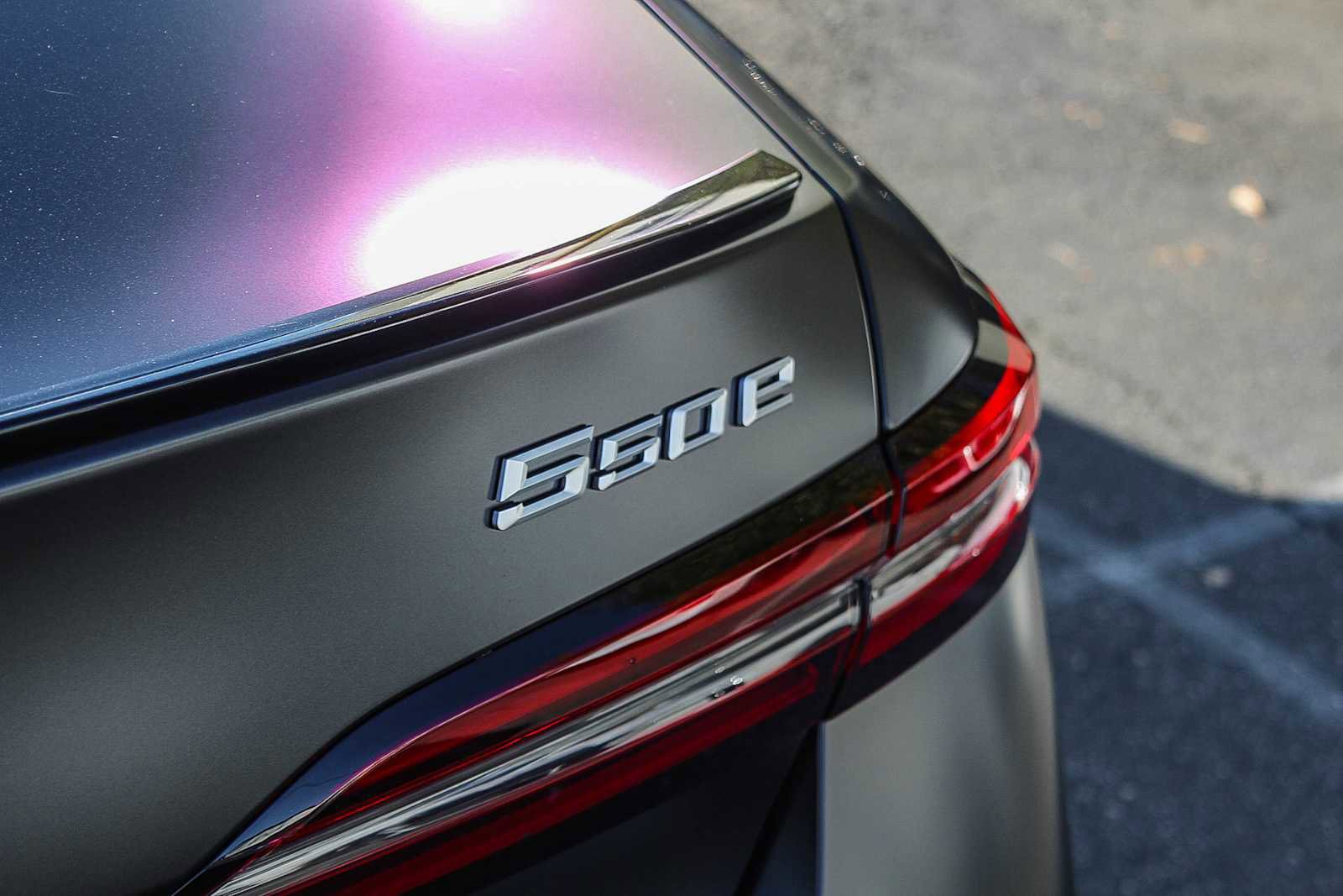 New 2026 BMW 550e xDrive w/ Executive Package image 28