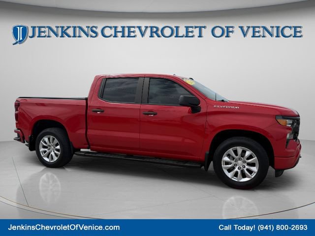 Used 2022 Chevrolet Silverado 1500 Custom RWD image 2