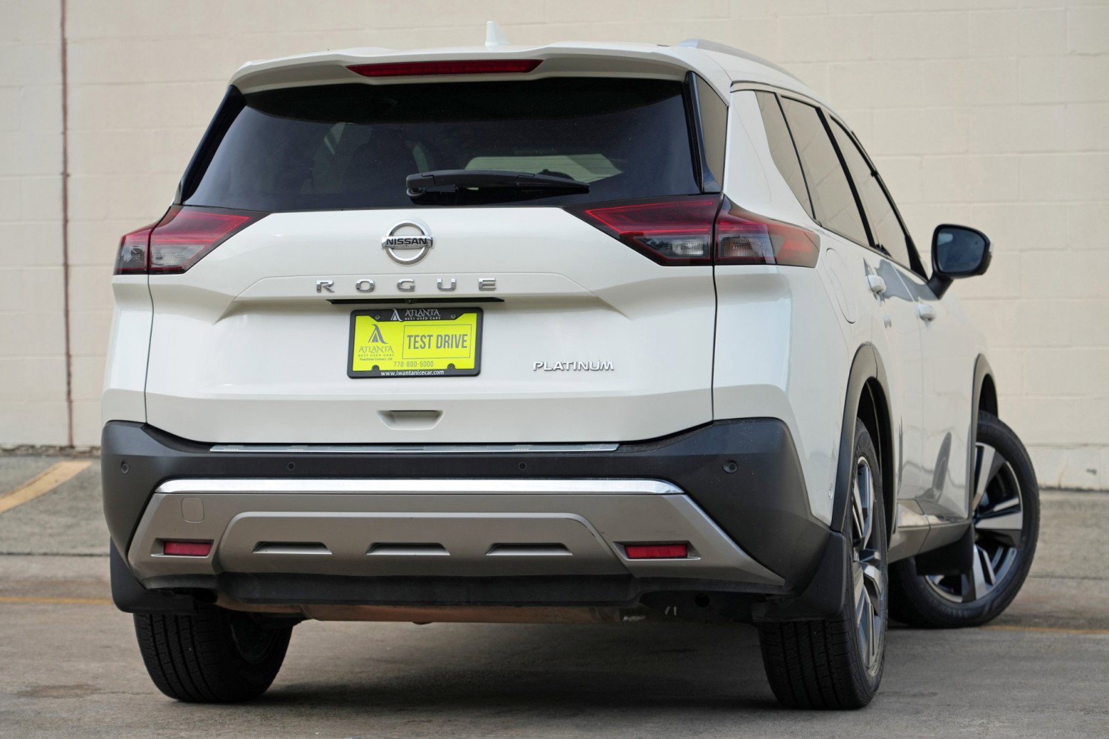 Used 2021 Nissan Rogue Platinum FWD image 4