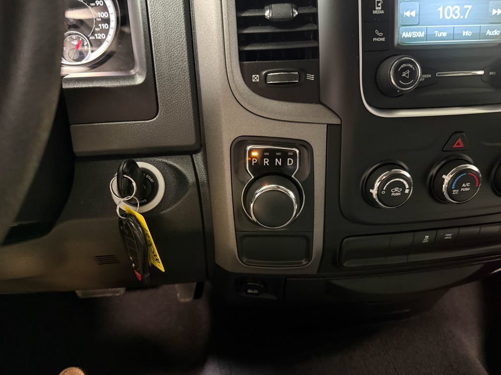 Used 2017 RAM 1500 Express RWD image 77