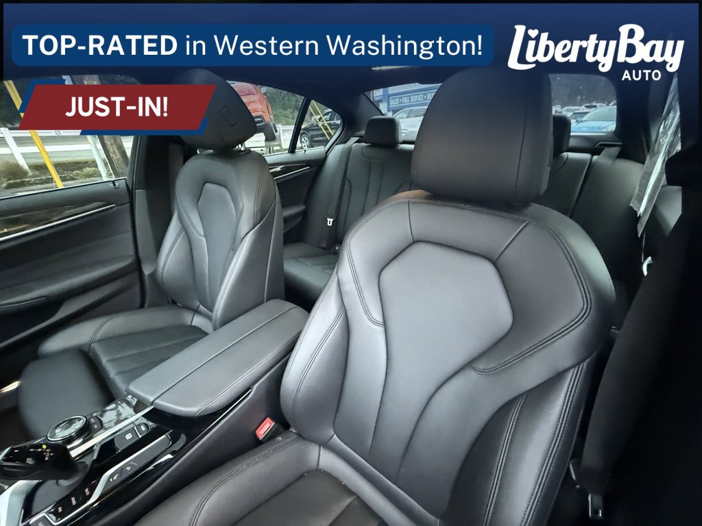 Used 2020 BMW 530i xDrive w/ Convenience Package image 11