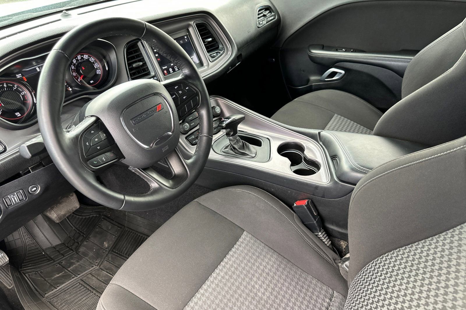 Used 2023 Dodge Challenger GT w/ Blacktop Package image 10
