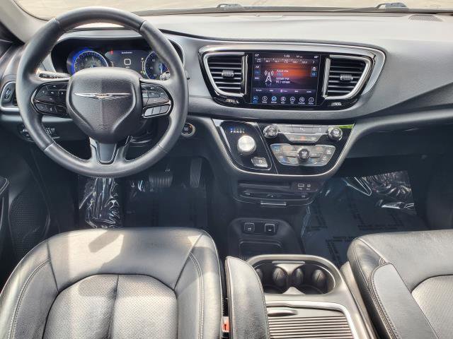 Used 2018 Chrysler Pacifica Touring-L Plus w/ S Appearance Package image 22