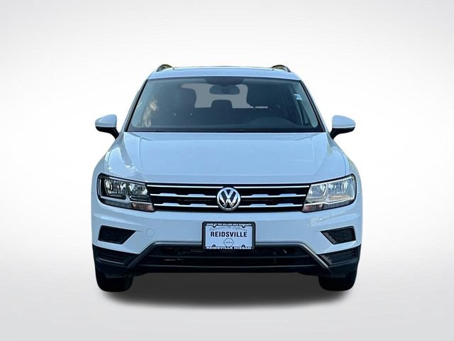 Used 2020 Volkswagen Tiguan SE w/ Panoramic Sunroof Package AWD/4WD image 9