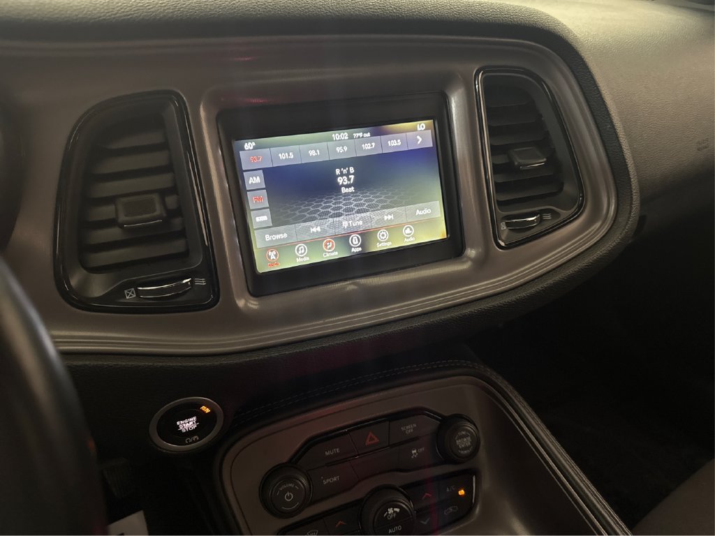 Used 2023 Dodge Challenger SXT RWD image 35