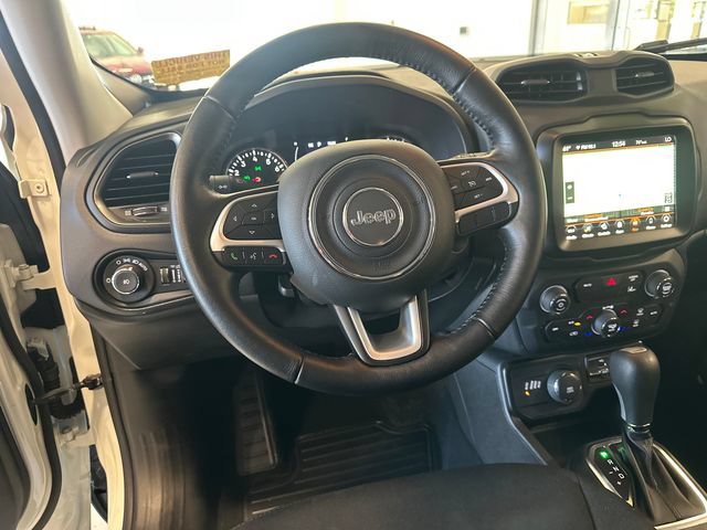Used 2023 Jeep Renegade Latitude w/ Premium Group AWD/4WD image 10
