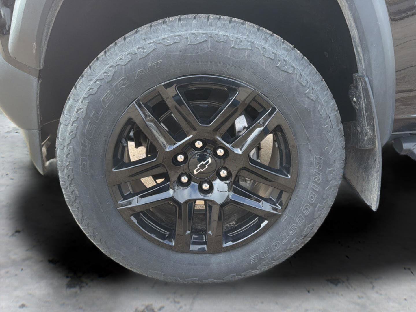 Used 2024 Chevrolet Colorado Trail Boss w/ Safety Package image 14