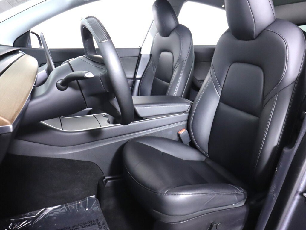 Used 2020 Tesla Model Y Long Range image 28