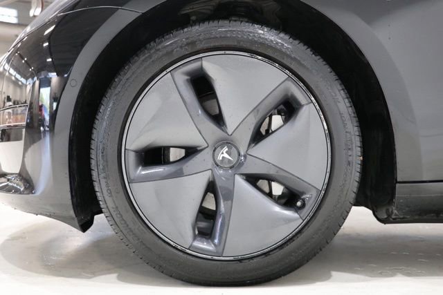 Used 2019 Tesla Model 3 Long Range AWD/4WD image 9