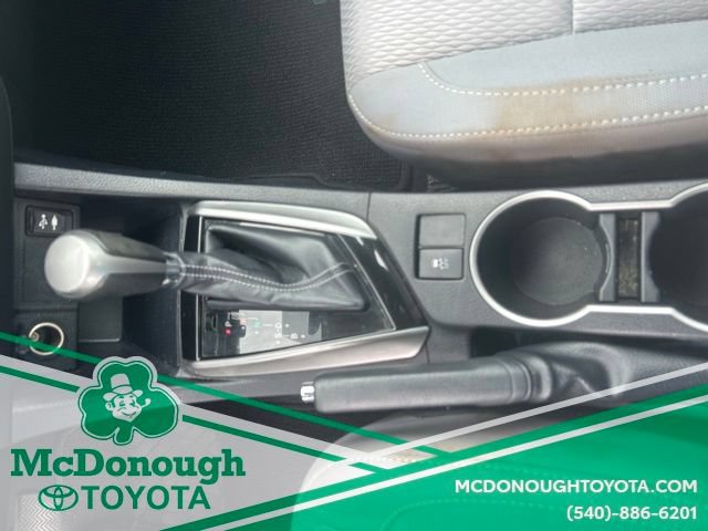 Used 2014 Toyota Corolla LE FWD image 14