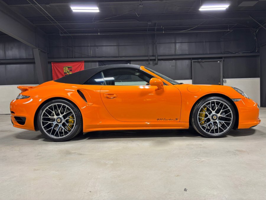 Used 2014 Porsche 911 Turbo S image 8