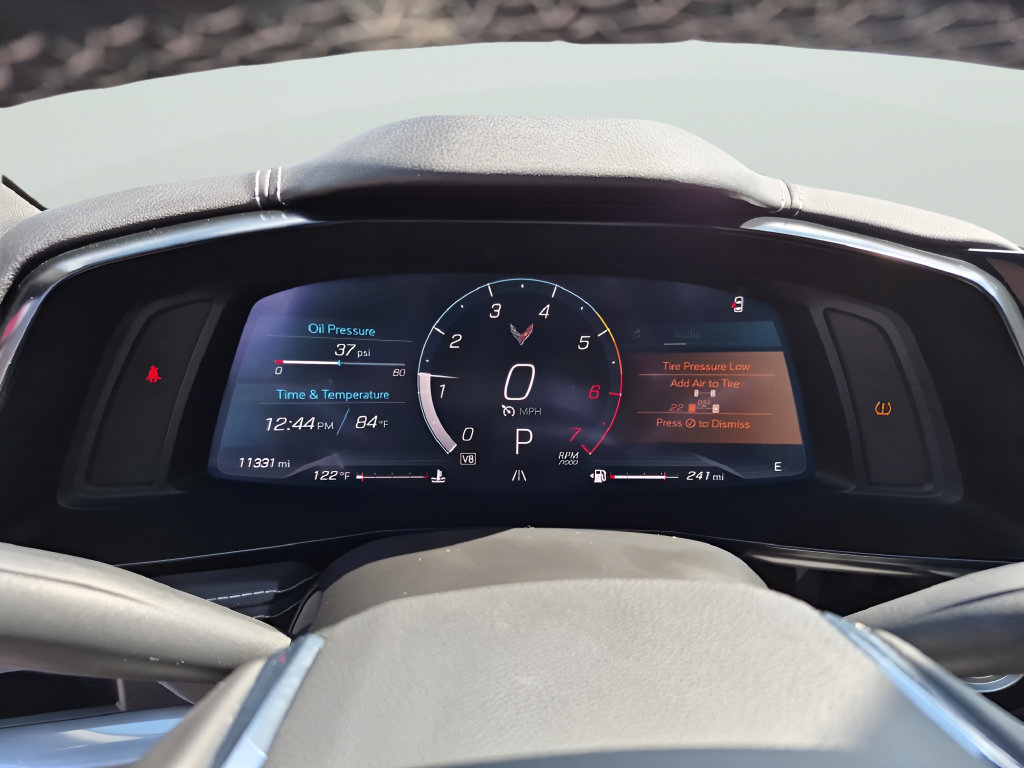 Used 2022 Chevrolet Corvette Stingray Coupe w/ 1LT RWD image 20