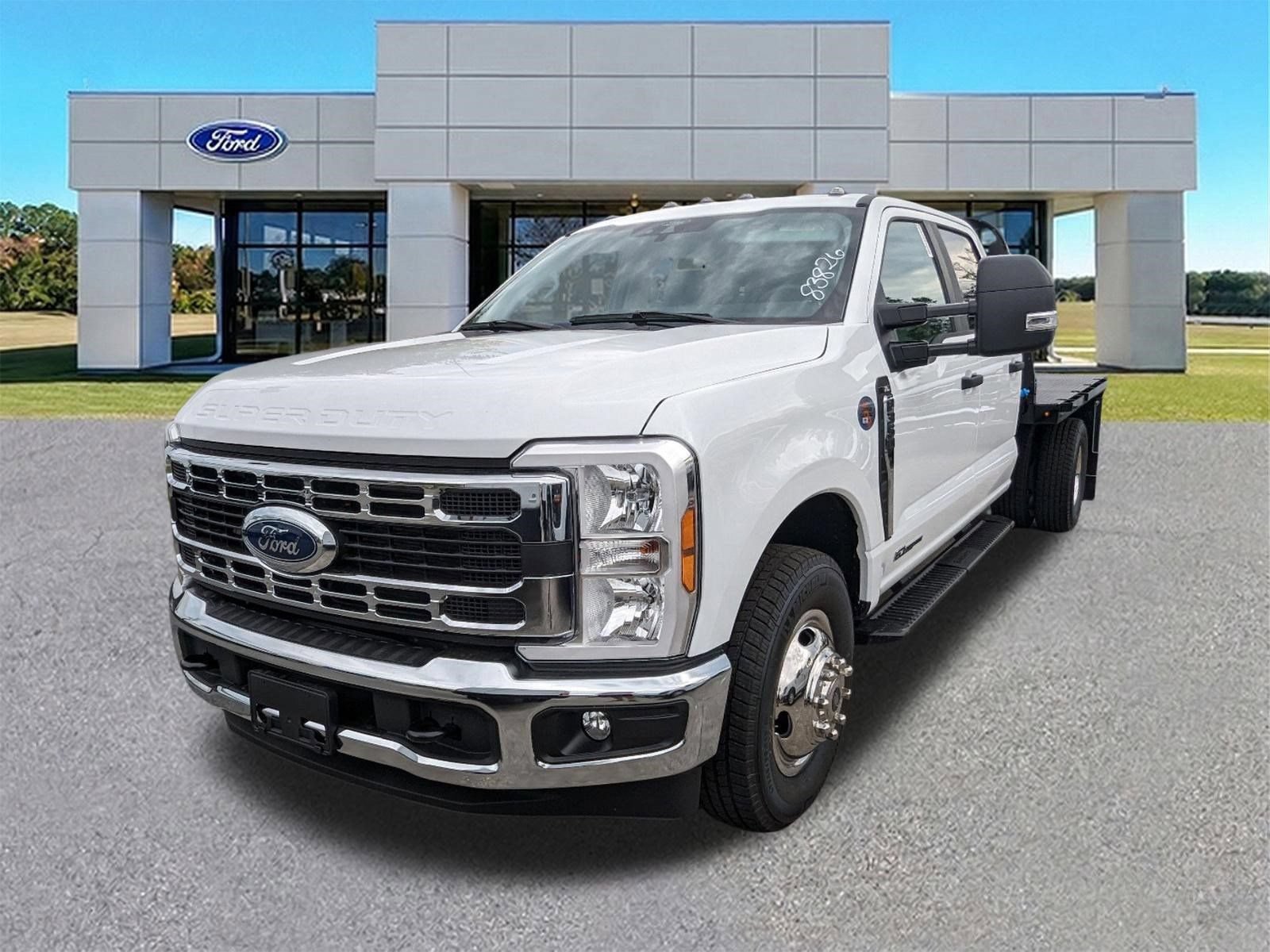 New 2024 Ford F350 XL w/ XL Chrome Package RWD image 8