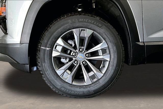 New 2026 Chevrolet Equinox LT image 13