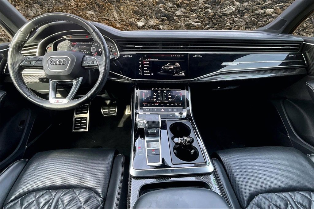Used 2022 Audi SQ7 Premium Plus w/ SQ7 Executive Package image 14
