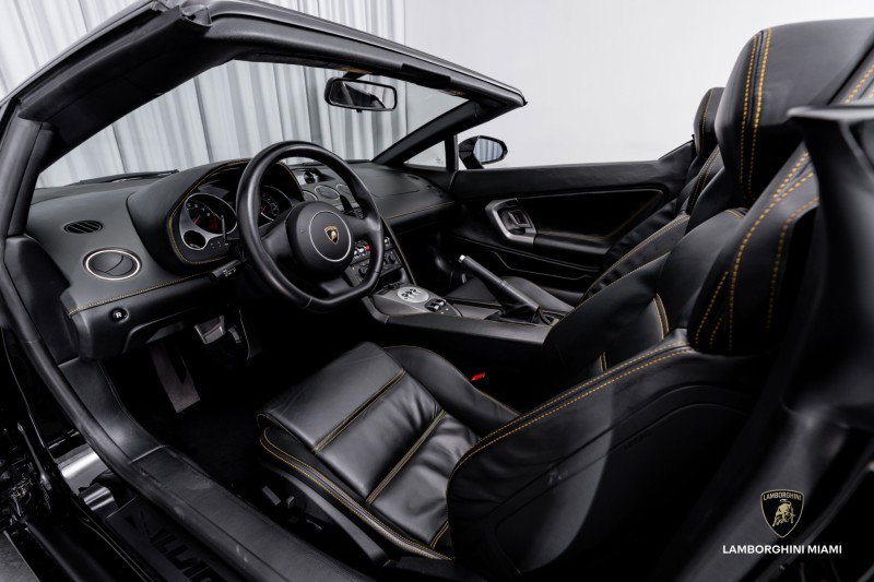 Used 2012 Lamborghini Gallardo LP 560-4 image 32