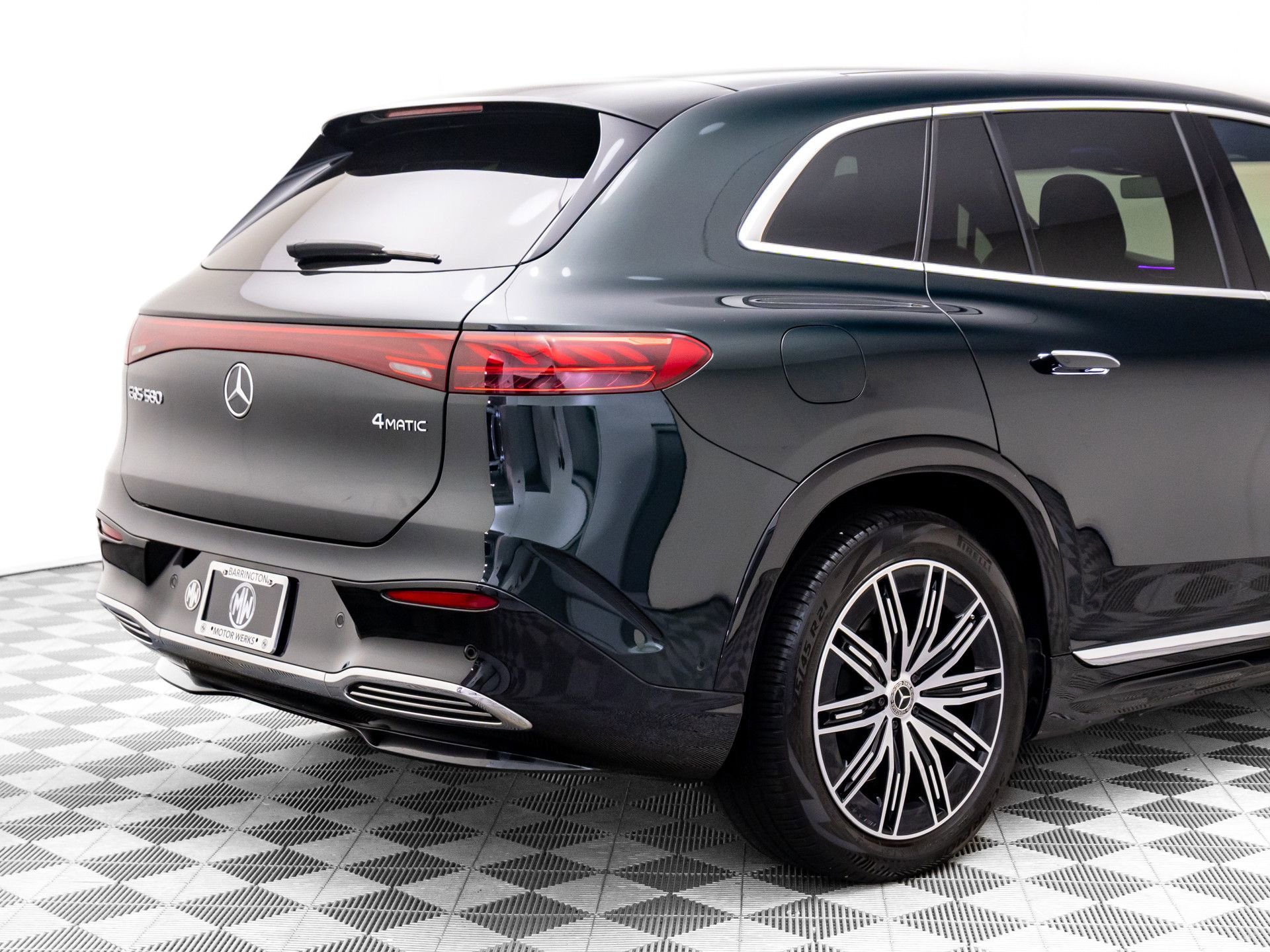 Certified 2023 Mercedes-Benz EQS 580 4MATIC SUV image 39