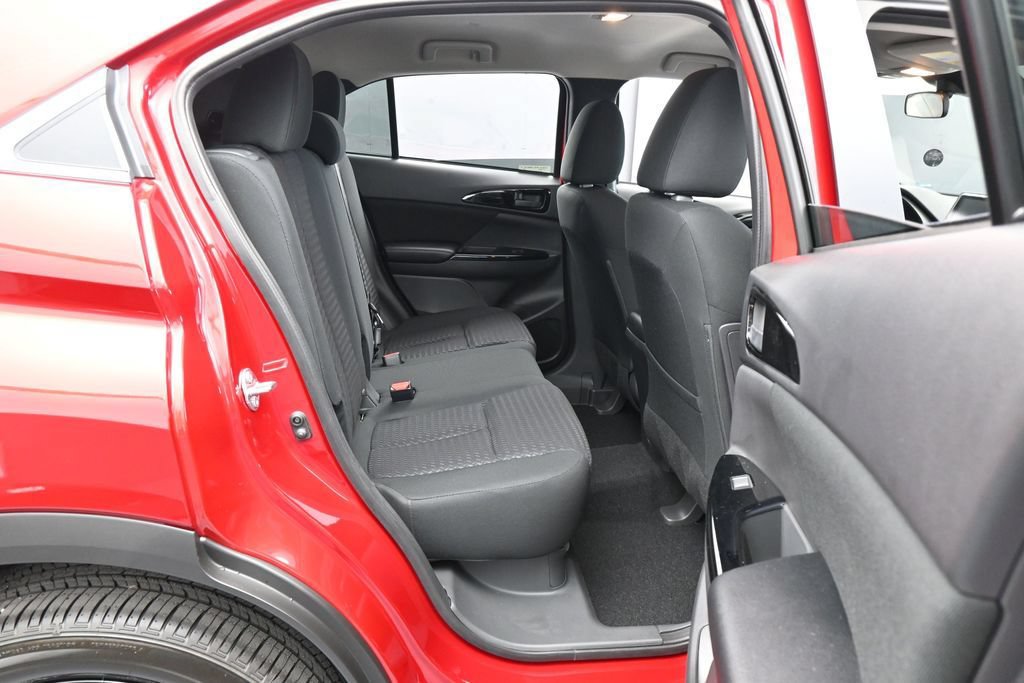 New 2026 Mitsubishi Eclipse Cross LE AWD/4WD image 31
