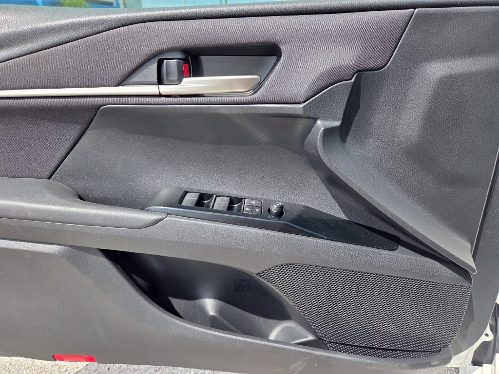 Used 2025 Toyota Camry LE FWD image 23