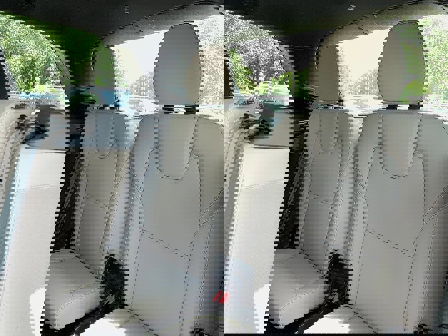 New 2026 Volvo XC90 B5 Core image 17