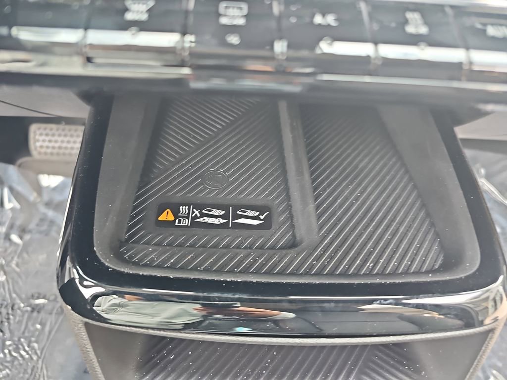 New 2027 Chevrolet Bolt RS w/ Technology Package image 24