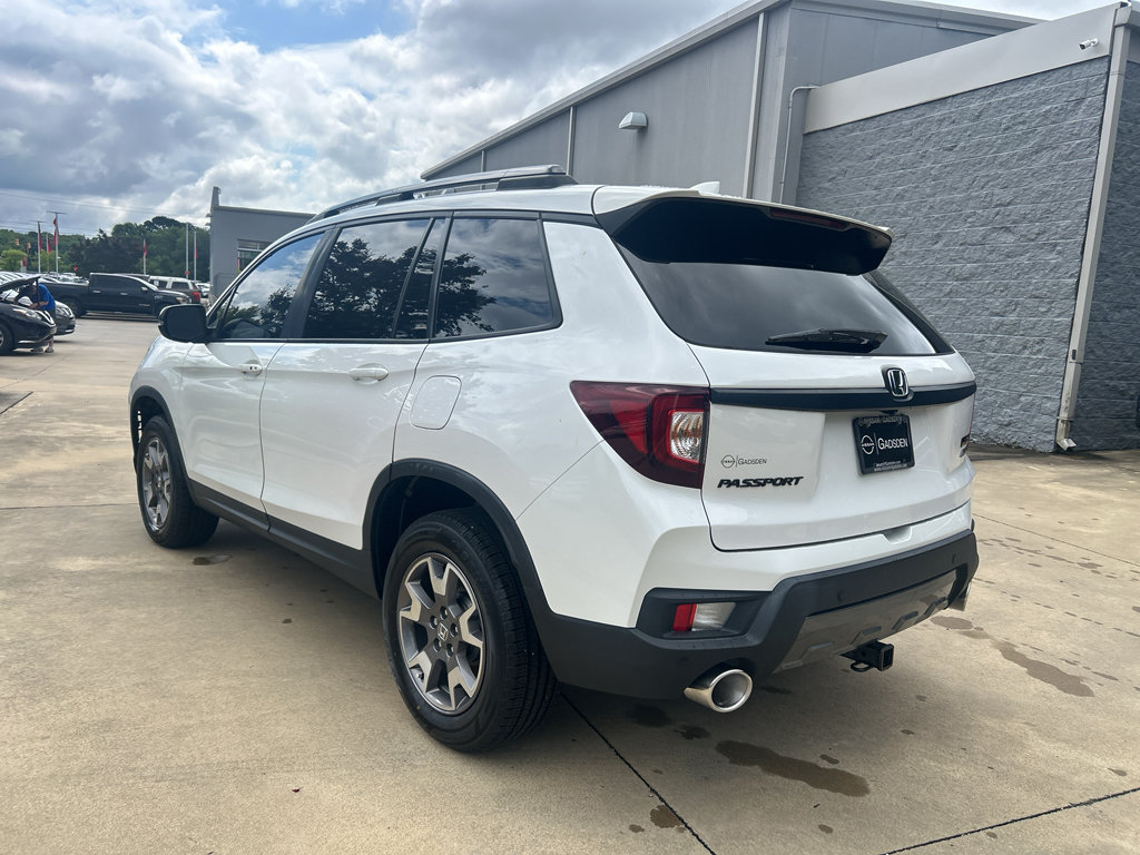 Used 2023 Honda Passport TrailSport image 5