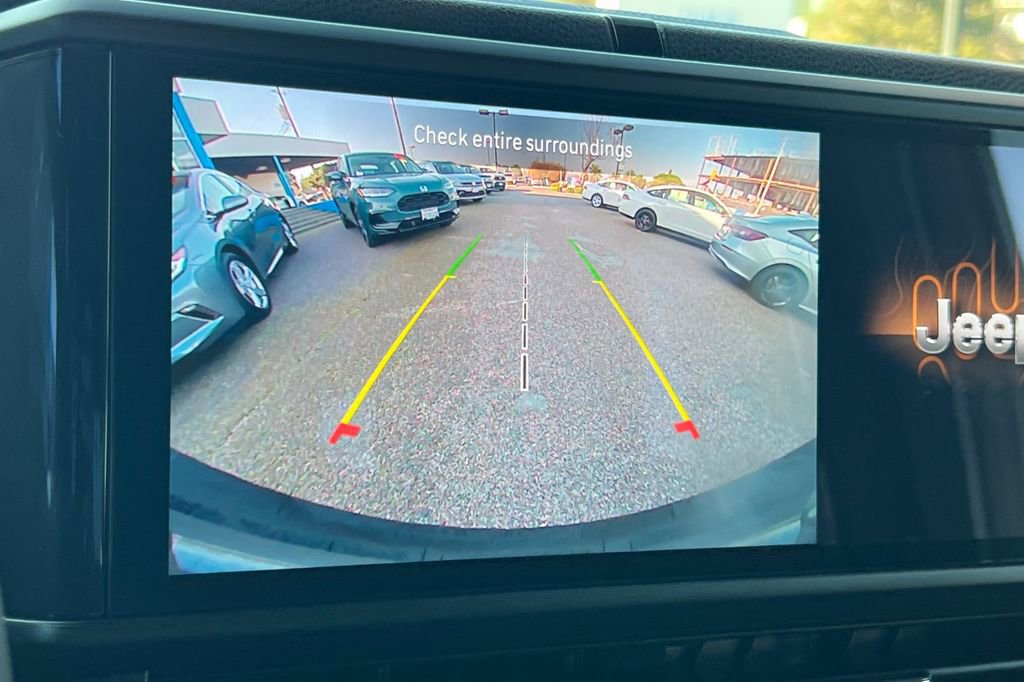 Used 2024 Jeep Wrangler Sport S image 18