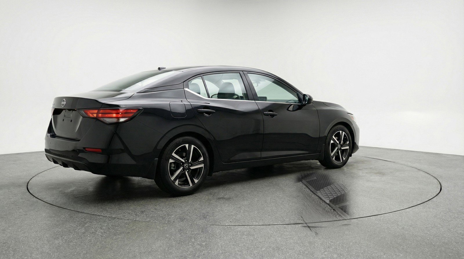 Used 2025 Nissan Sentra SV FWD image 7