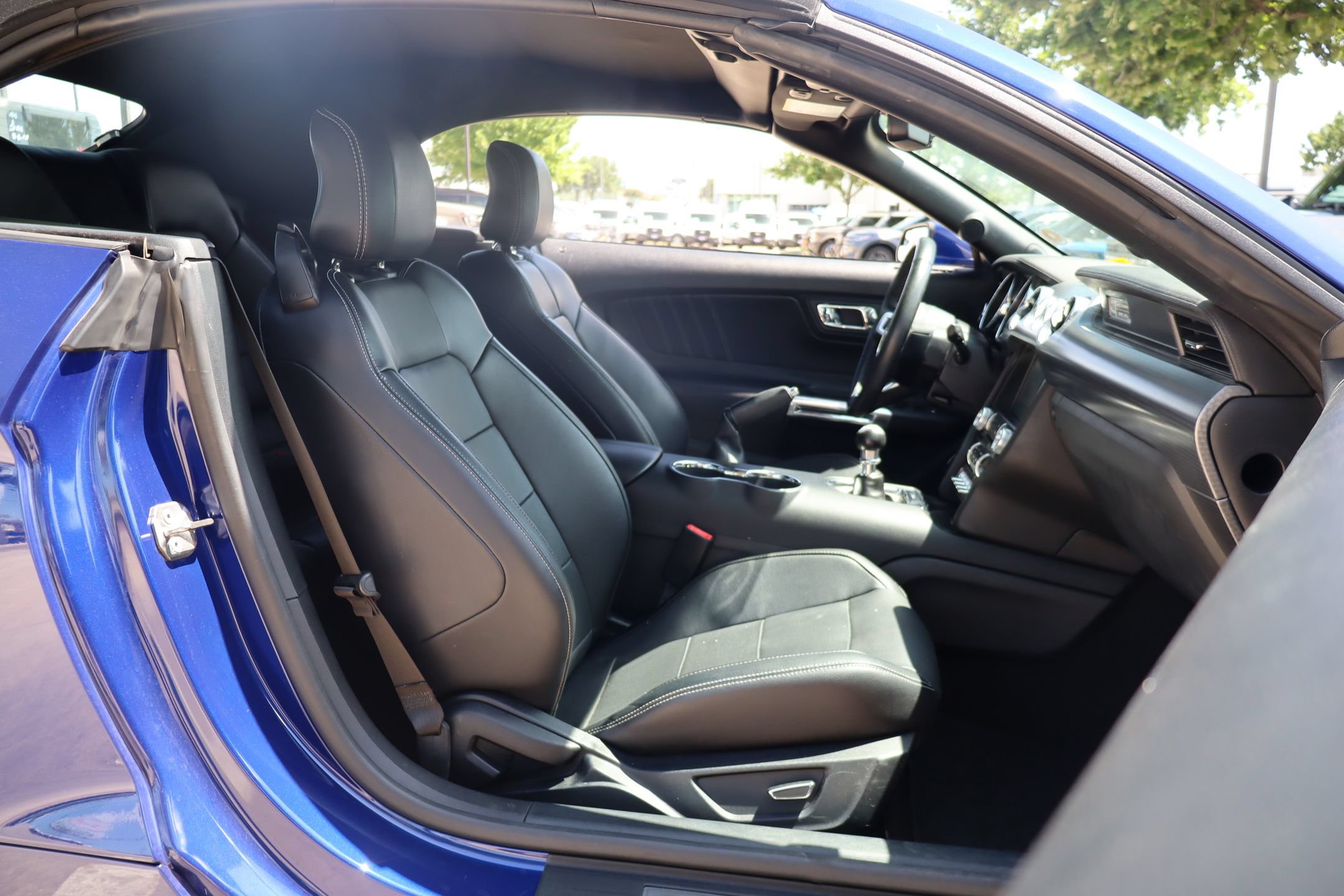 Used 2016 Ford Mustang GT Premium w/ GT Performance Package RWD image 27