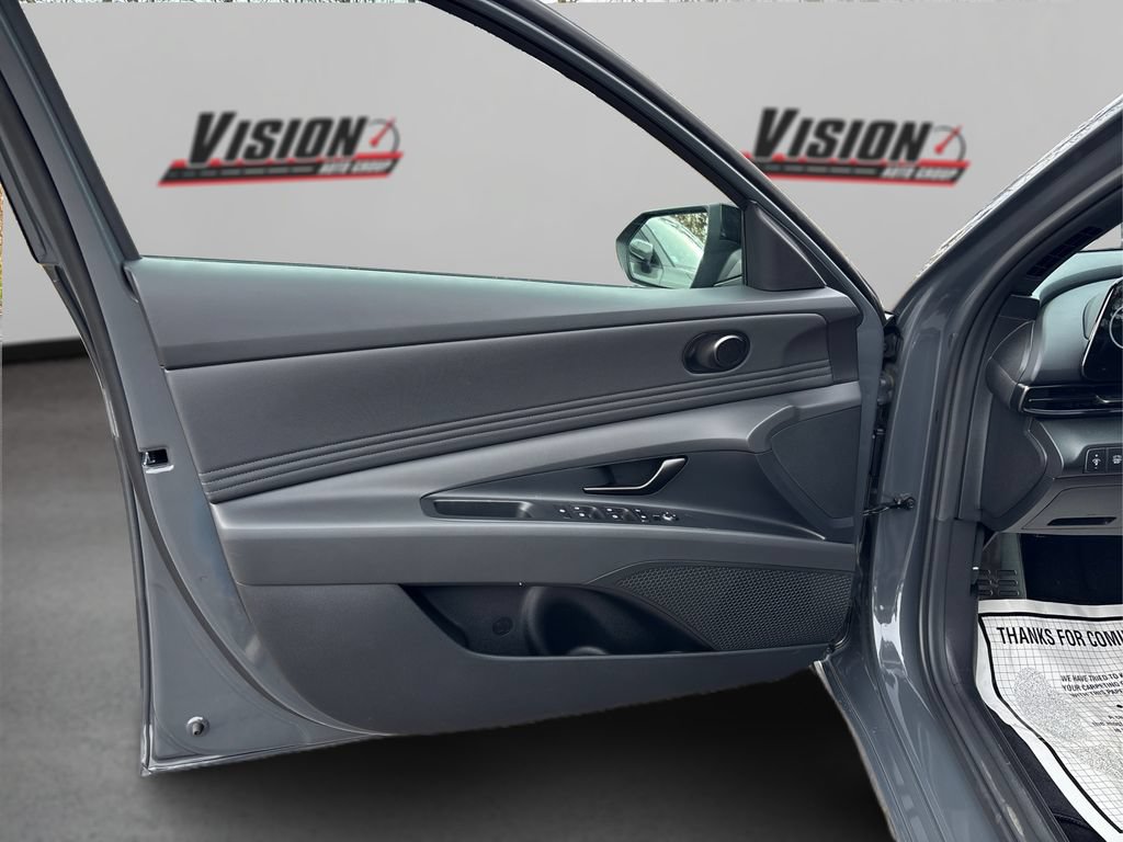 New 2026 Hyundai Elantra SEL FWD image 16
