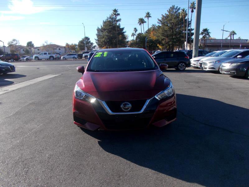 Used 2021 Nissan Versa SV image 2