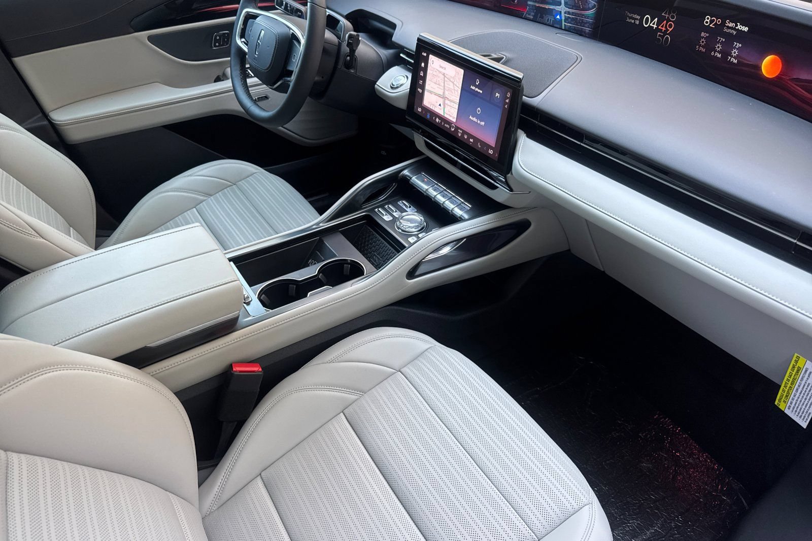 New 2026 Lincoln Nautilus Reserve AWD/4WD image 12