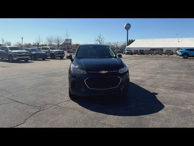 Used 2019 Chevrolet Trax LS image 28