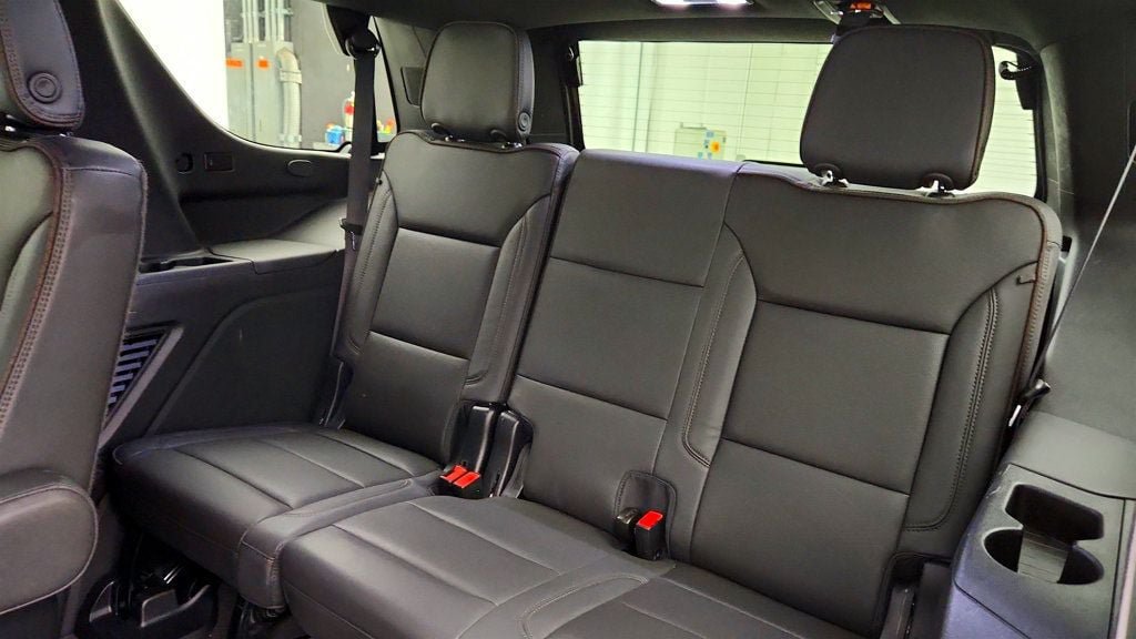 Used 2023 Chevrolet Tahoe High Country AWD/4WD image 22