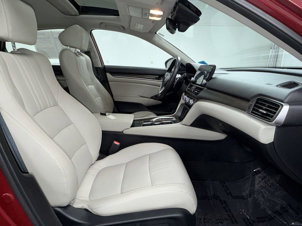 Used 2018 Honda Accord EX-L image 11