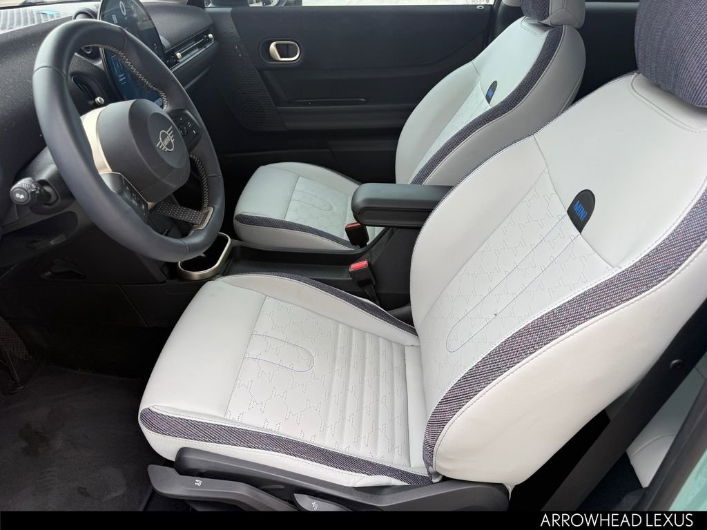 Used 2025 MINI Cooper S FWD image 12