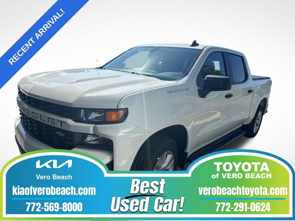 Used 2020 Chevrolet Silverado 1500 Custom w/ Custom Value Package AWD/4WD image 1