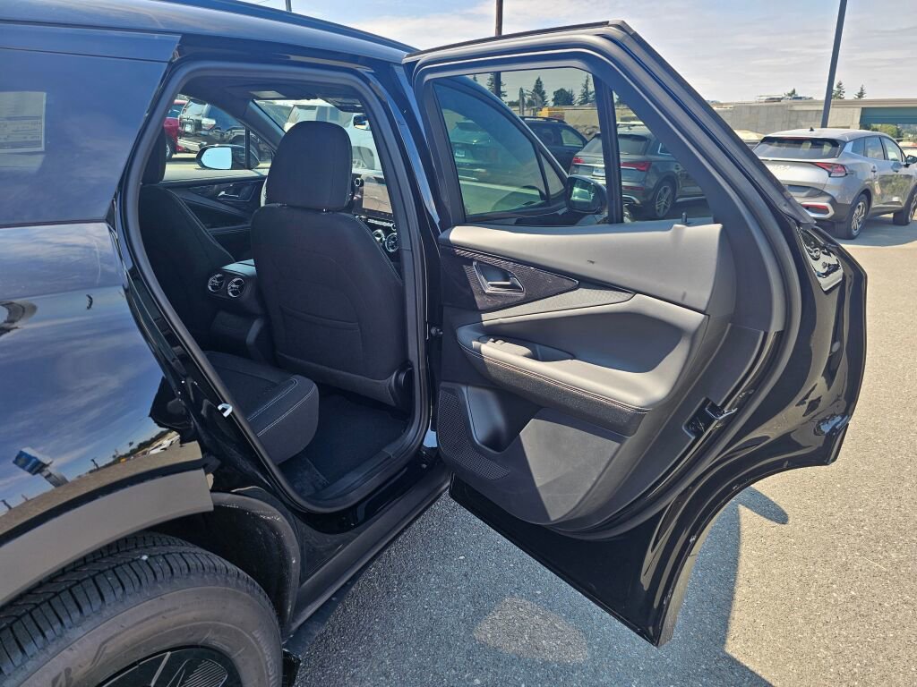New 2025 Chevrolet Blazer EV LT w/ Midnight/Sport Edition image 23