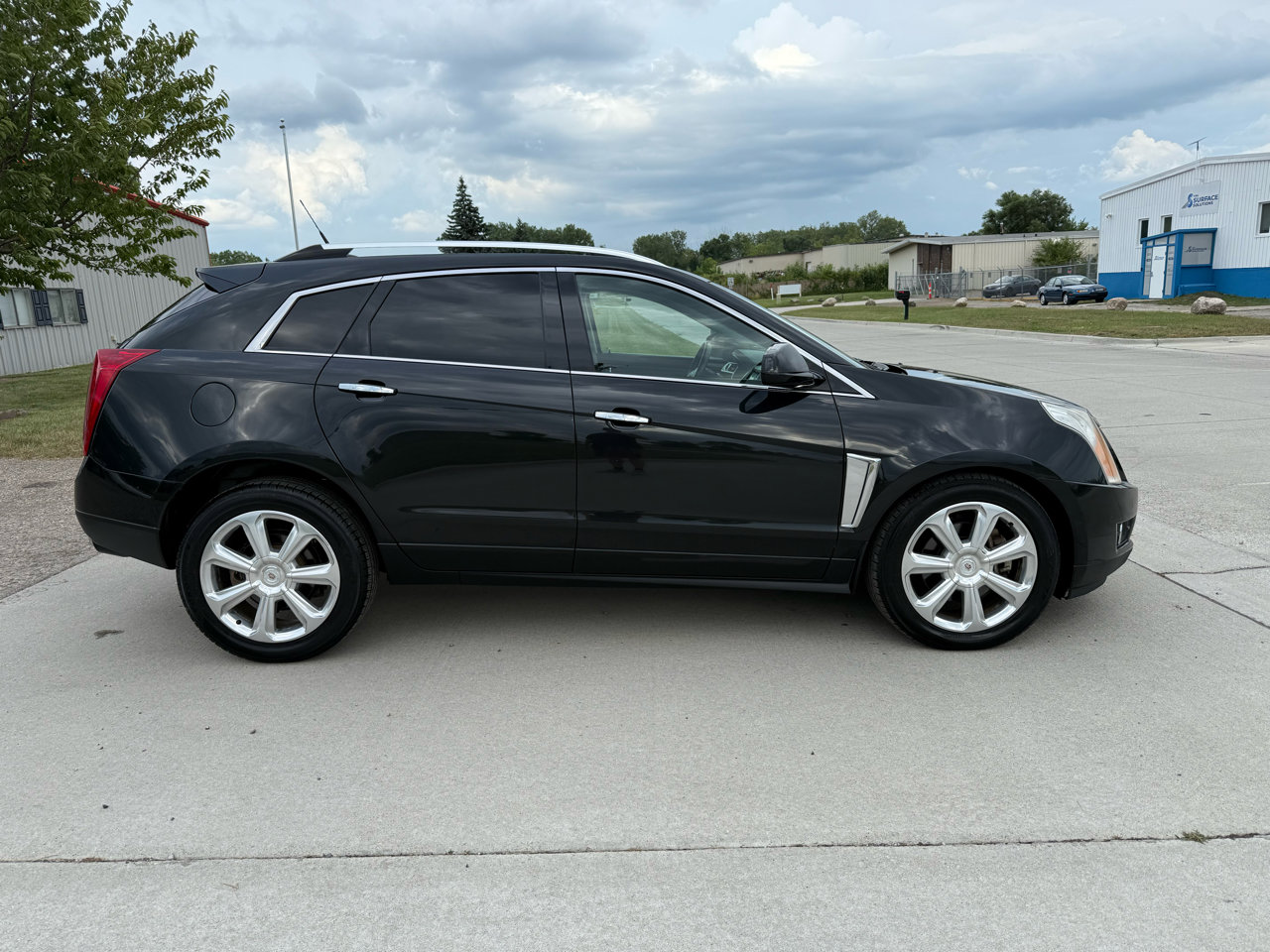 Used 2014 Cadillac SRX Performance w/ Driver Awareness Package AWD/4WD image 4
