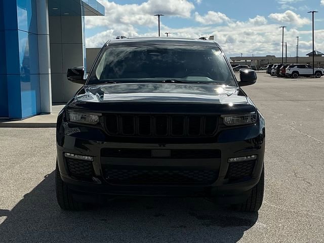 Used 2022 Jeep Grand Cherokee L Limited w/ Black Appearance Package image 16