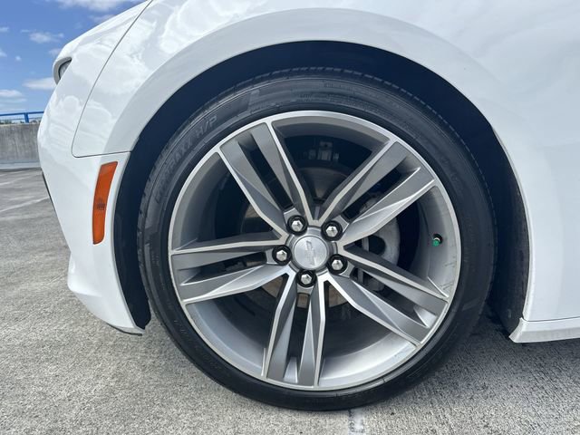 Used 2016 Chevrolet Camaro LT image 11
