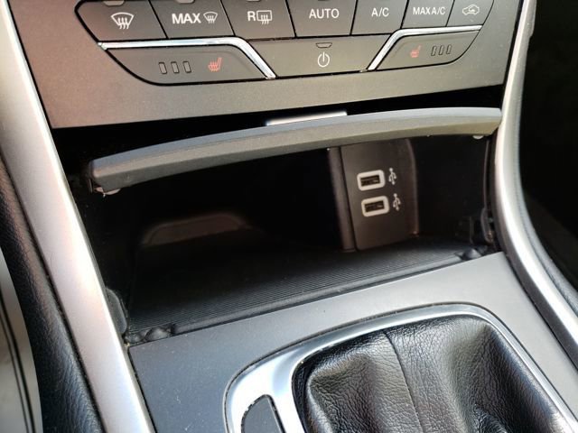 Used 2017 Ford Edge SEL w/ Equipment Group 201A image 26