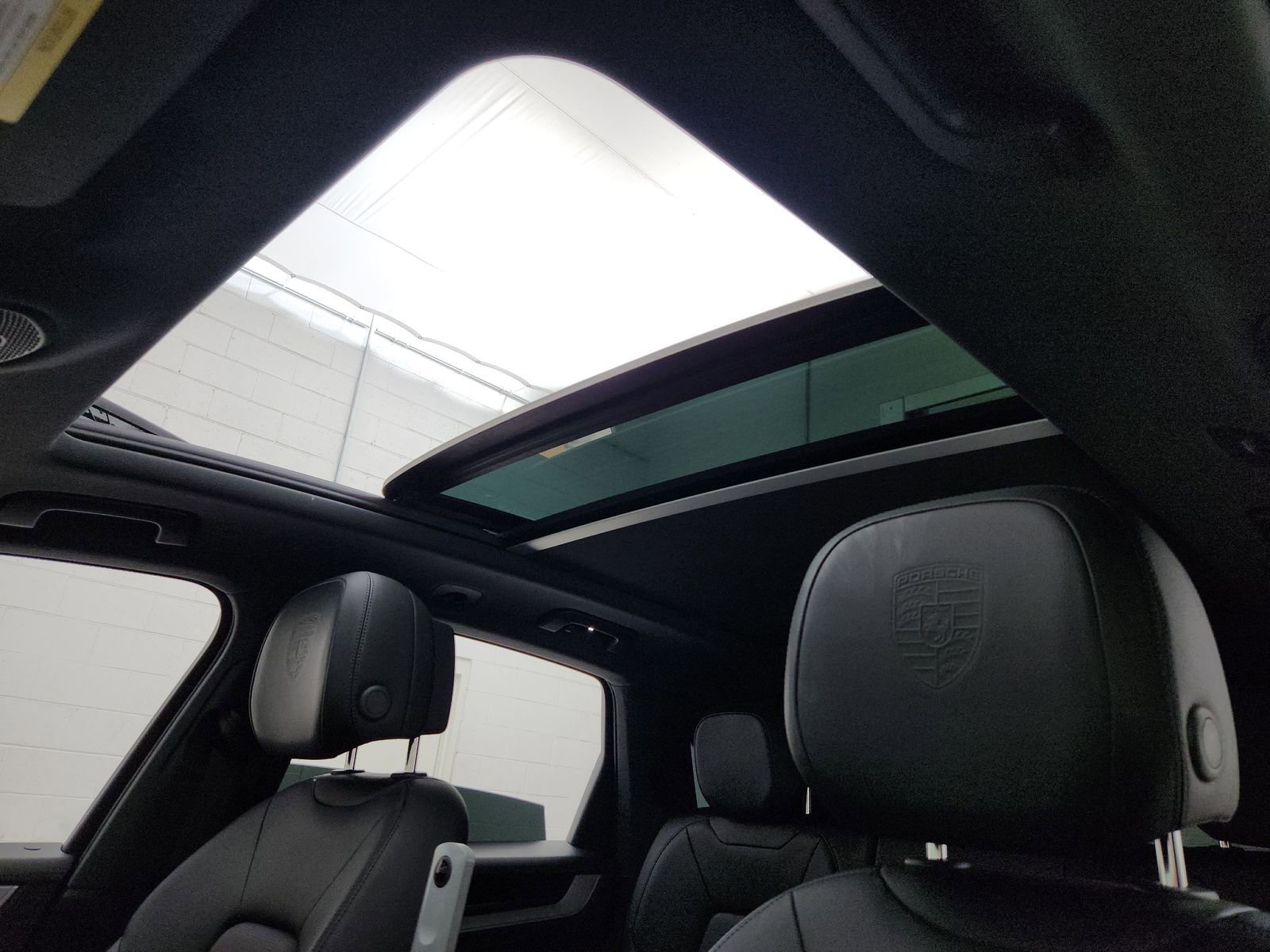 Used 2024 Porsche Cayenne image 14