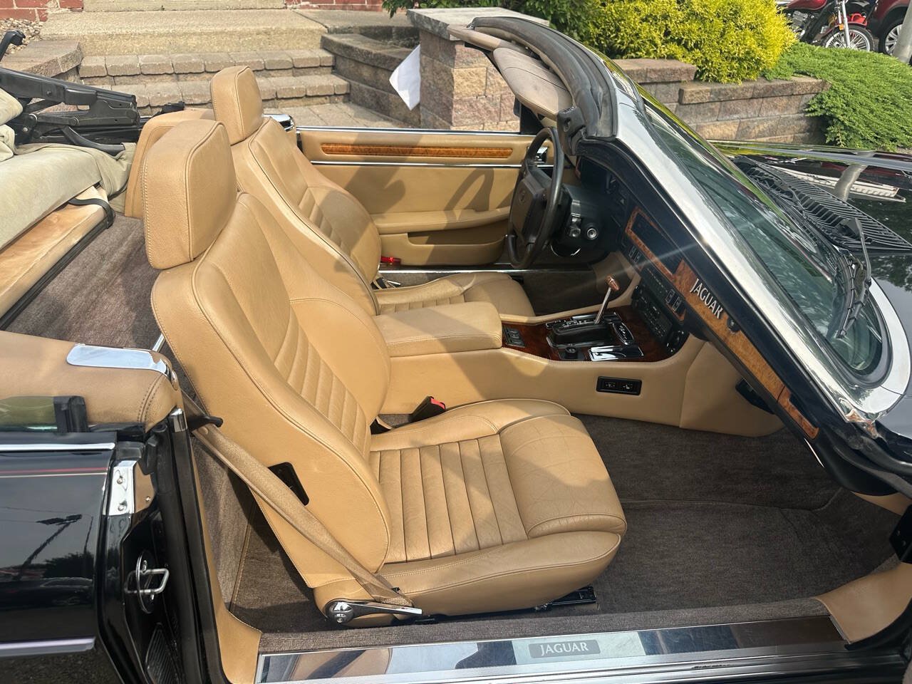Used 1990 Jaguar XJS V12 Convertible RWD image 21