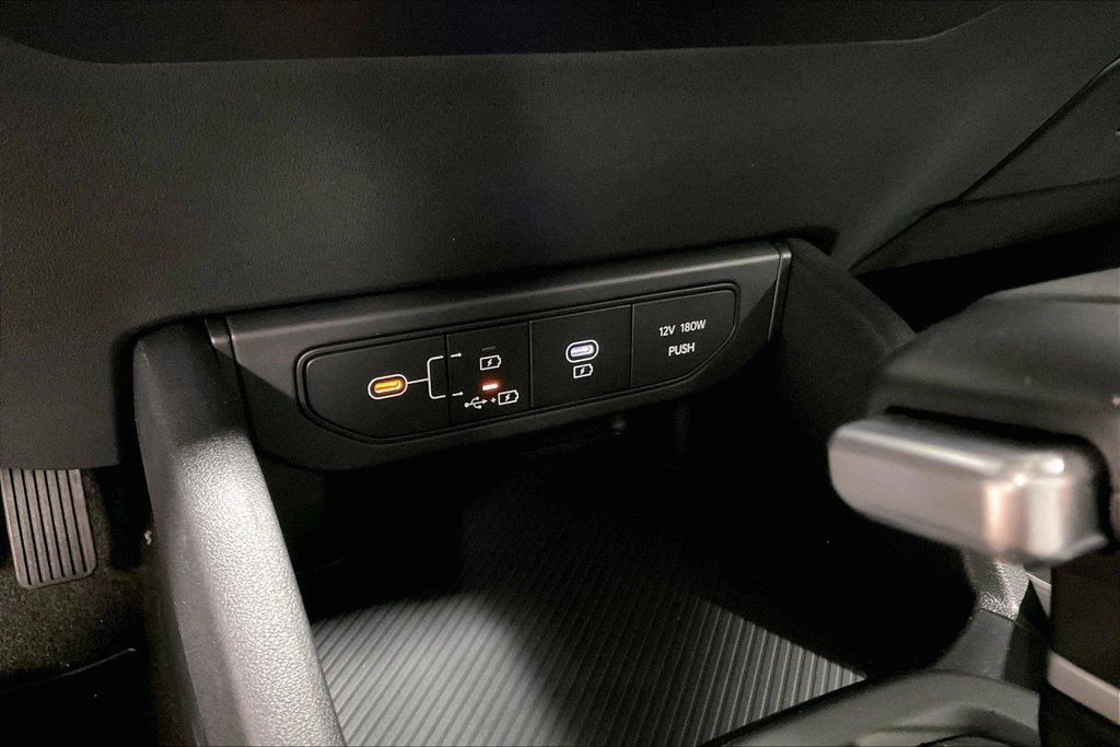 New 2026 Kia K4 FWD image 22